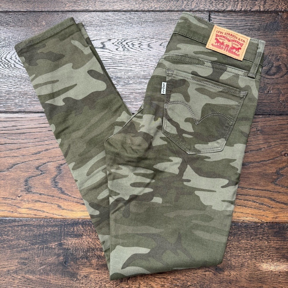 Levi's Camouflage 711 Skinny Jeans